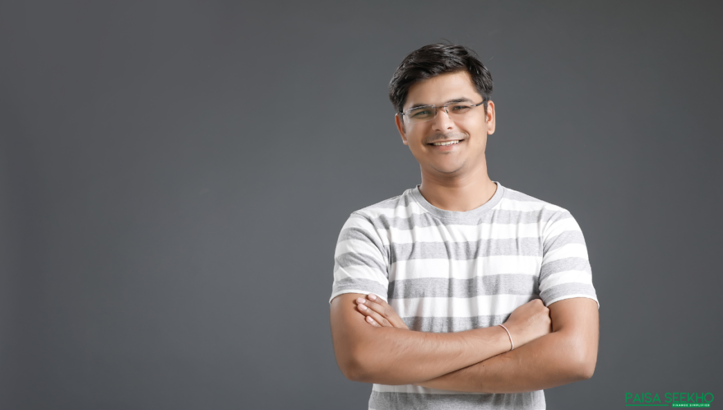 NPS vs Equity Mutual Funds - which one should you choose to safeguard your retirement? Find out as we take you through both options.