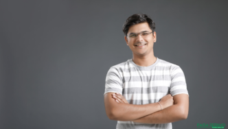 NPS vs Equity Mutual Funds - which one should you choose to safeguard your retirement? Find out as we take you through both options.