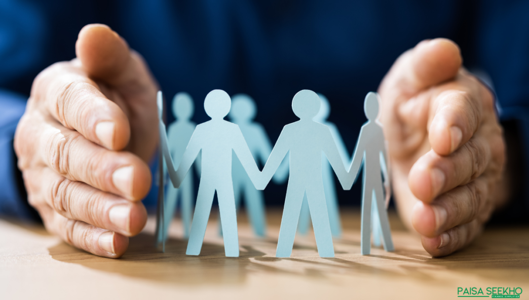 What are traditional life insurance policies and who needs them? Find out the types of insurance policies, features, and more.