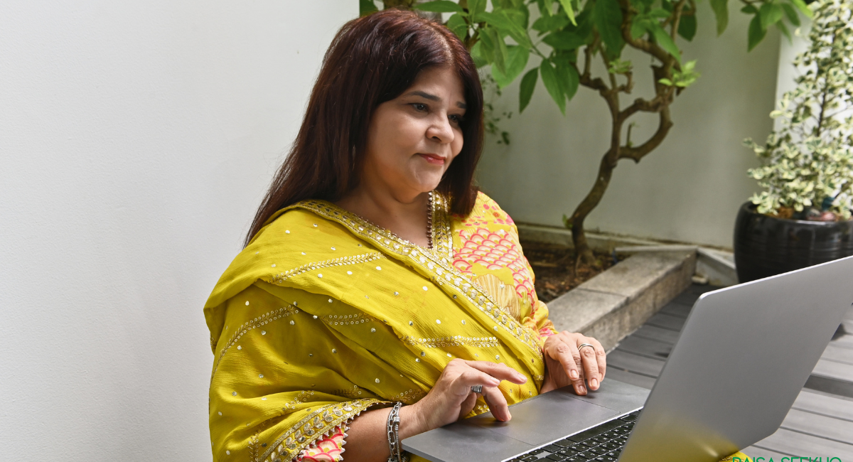 India’s new online shopping rules start on 1 January 2027. Understand discount disclosures, sponsored listings, extra fees and your complaint rights.